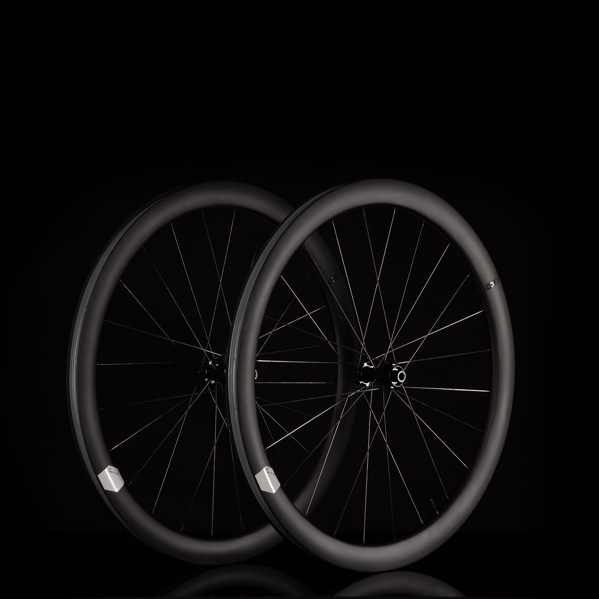 one-of-one-carbon-c45-ceramic-sl-disc